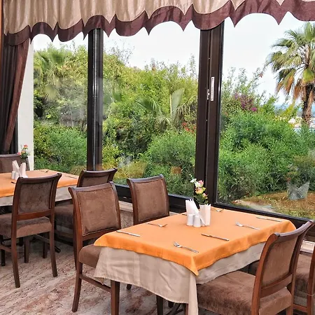 Nazar Hotell 4*