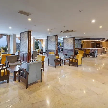 Hotell Nazar 4*
