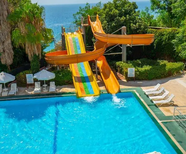 Hotel Nazar 4*