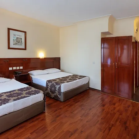 Nazar Hotel 4*
